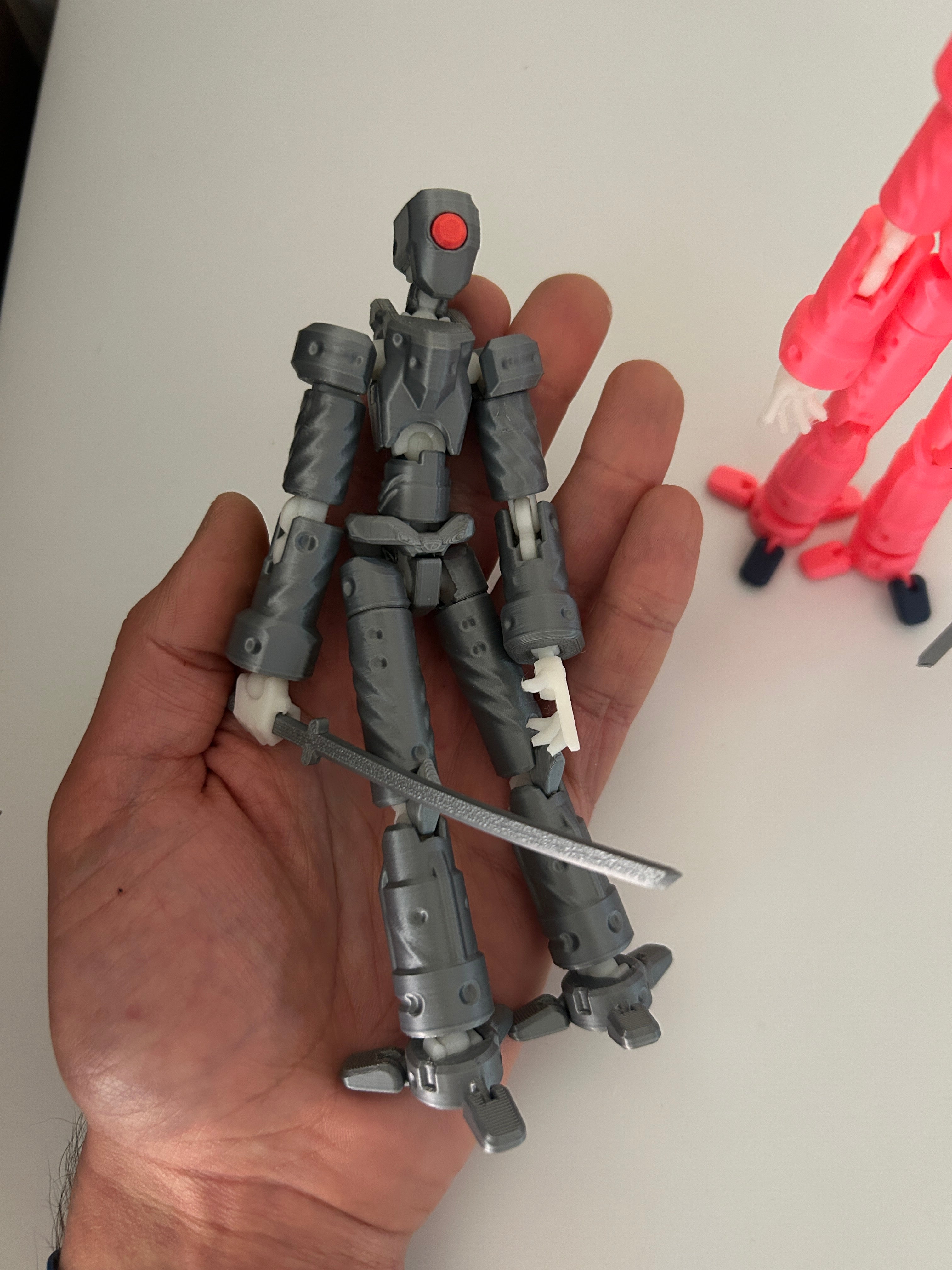 RUGATELES 13 – Articulated 3D-Printed Figure
