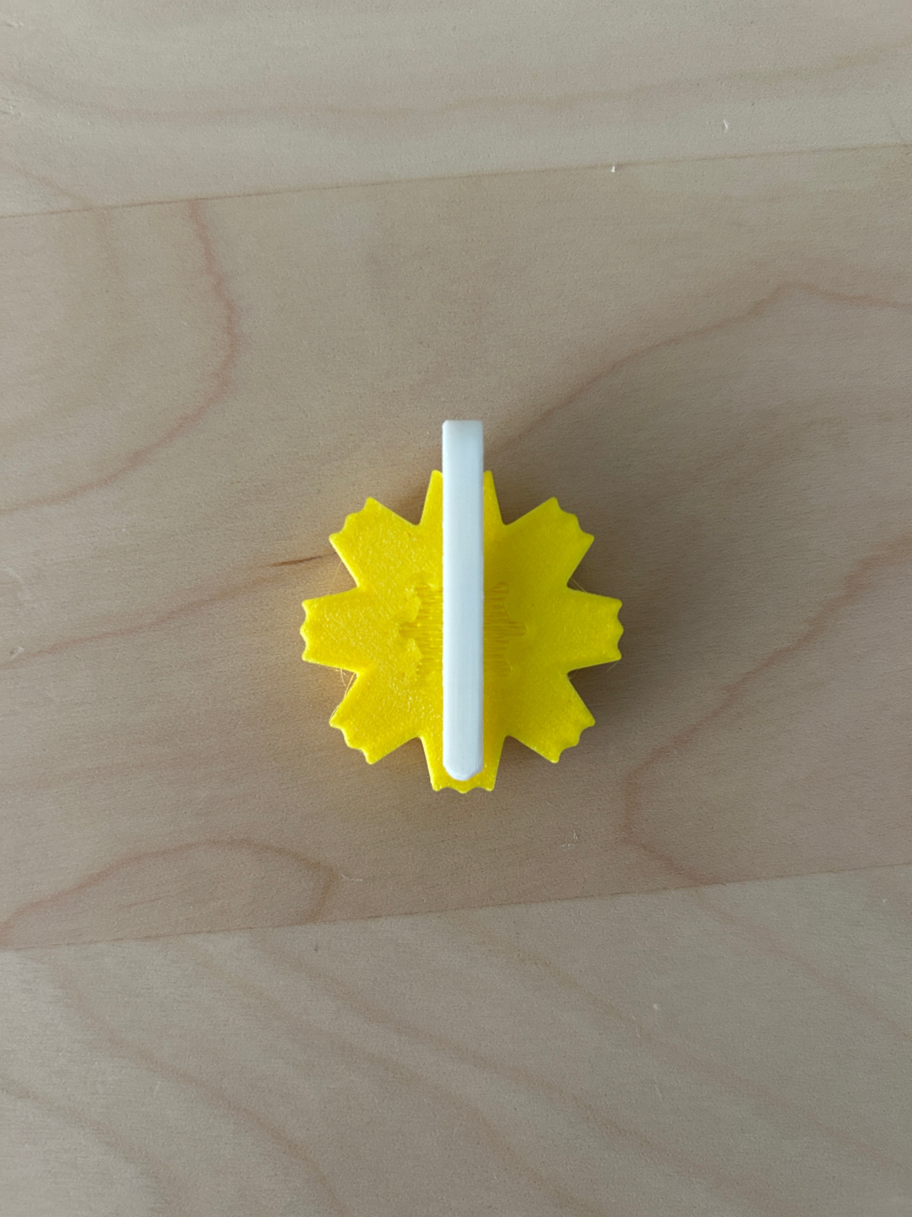 Al-Arfaj Flower with Pin